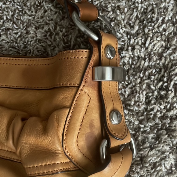 B Makowsky Genuine Leather Bag with DUSTBAG - Picture 5 of 8